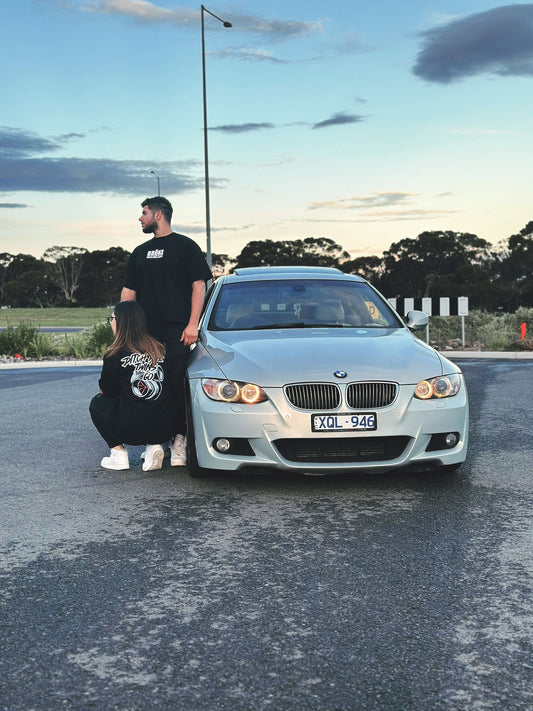 DITCH THE TWINS GO SINGLE OVERSIZED TEE