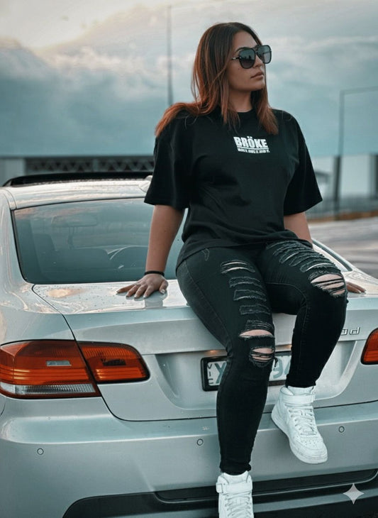 DITCH THE TWINS GO SINGLE OVERSIZED TEE